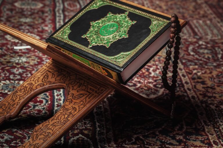 Memorise the Quran Online with Quran Window Academy: A Smart and Spiritual Journey